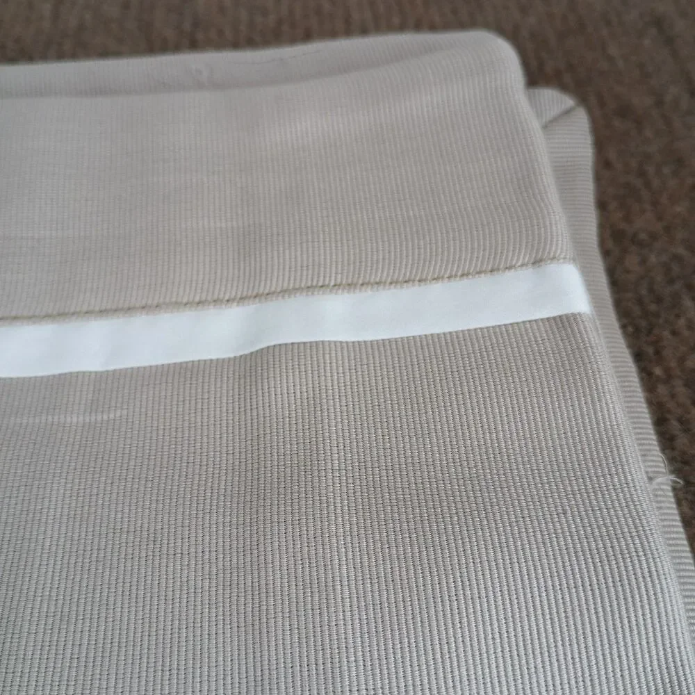 2 Restoration Hardware Italian Pillow Shams 28X20 100% Cotton Beige/White Border